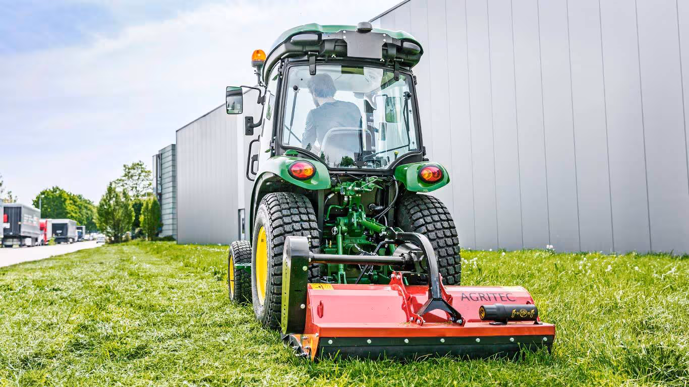 3039R Kompakttraktor